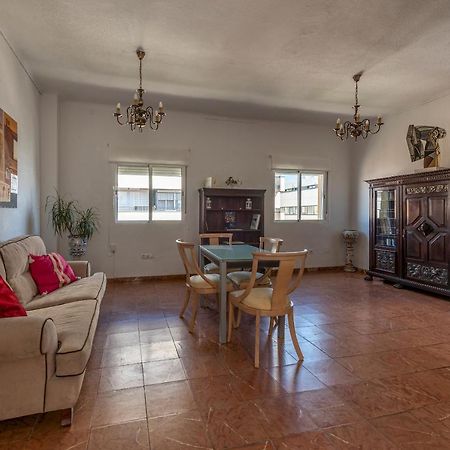 Wide And Traditional- 2Bd 1Bth- Gavidia Sevilla Kültér fotó
