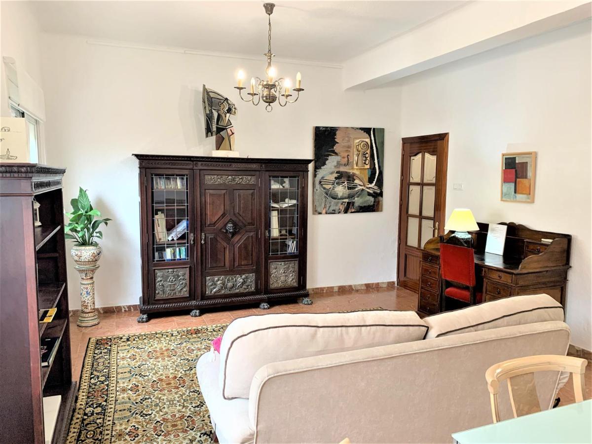 Wide And Traditional- 2Bd 1Bth- Gavidia Sevilla Kültér fotó